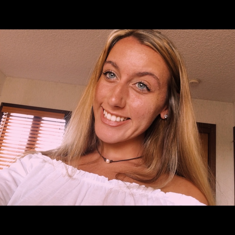 Meet your Posher, Skylar